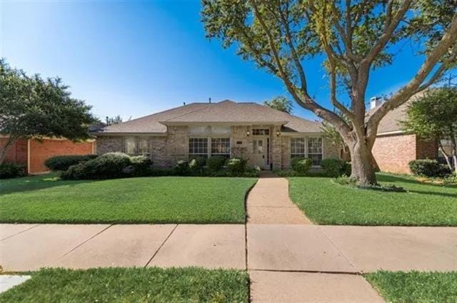 property at 4304 Echomont Ln