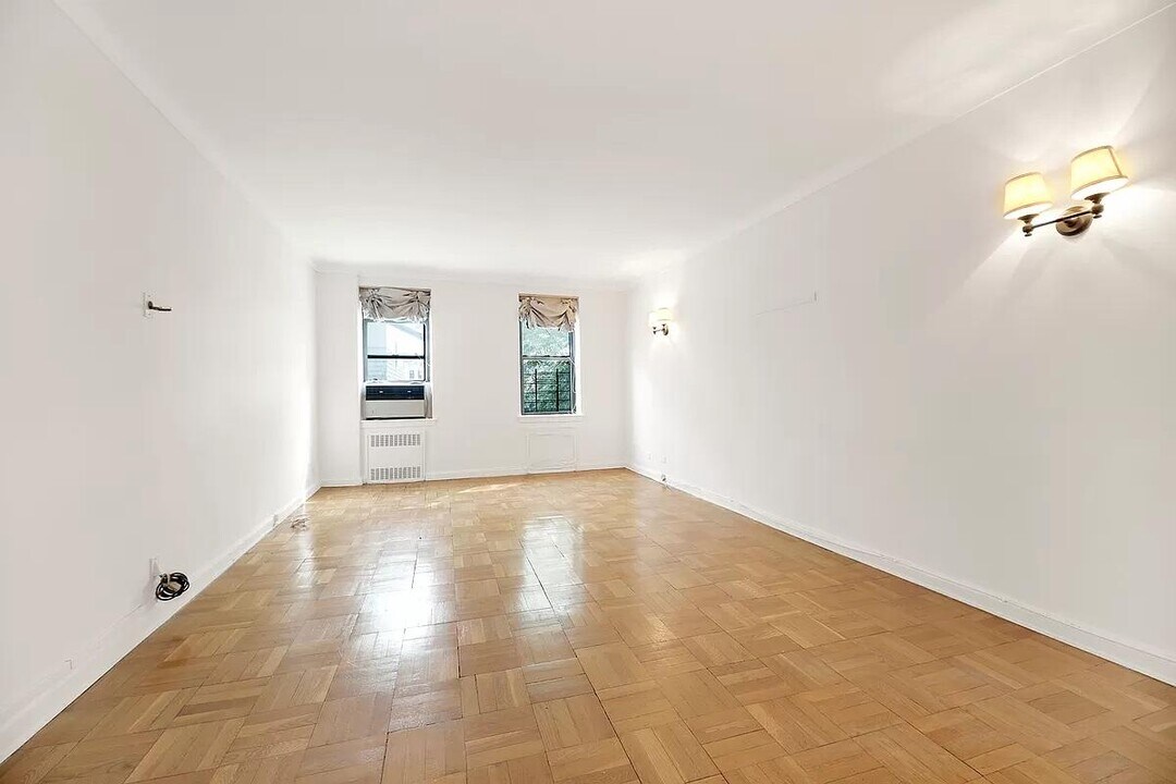 359 Ovington Ave in Brooklyn, NY - Building Photo