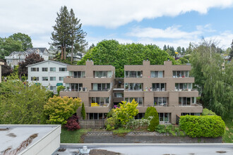 The Courtyard in Seattle, WA - Building Photo - Building Photo