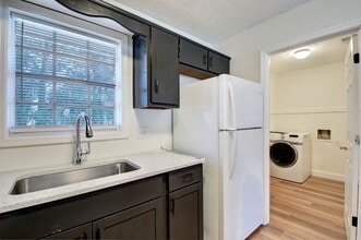 1313 Glenn Cir in Opelika, AL - Building Photo - Building Photo