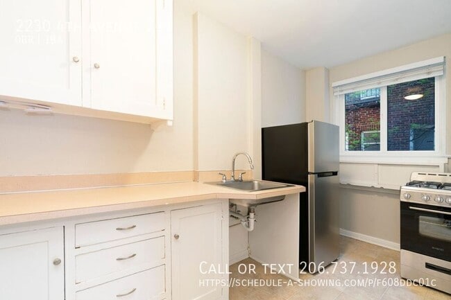 2230 4th Ave
