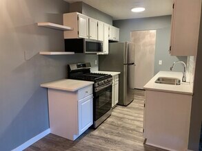 4820 Park Commons Dr, Unit 234 in St. Louis Park, MN - Building Photo - Building Photo