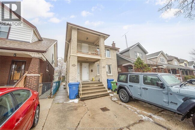 406-08 Randolph Ave in Windsor, ON - Building Photo - Building Photo