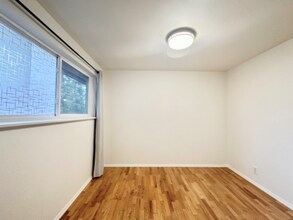 5101 Ravenna Ave NE in Seattle, WA - Building Photo - Building Photo