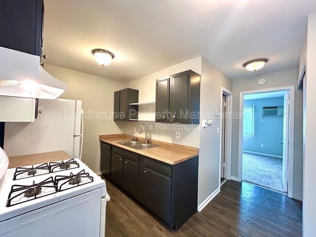 property at 1333 Kendall St SE