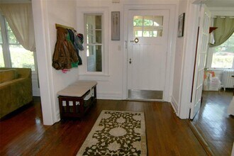 21 Forest Park Ave in Larchmont, NY - Building Photo - Building Photo