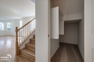 6949 Catamaran Dr in Carlsbad, CA - Building Photo - Building Photo