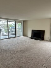 255 Sea Forest Ct, Unit 255 in Del Mar, CA - Foto de edificio - Building Photo