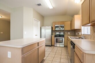 614 Cypresswood Trce in Spring, TX - Building Photo - Building Photo