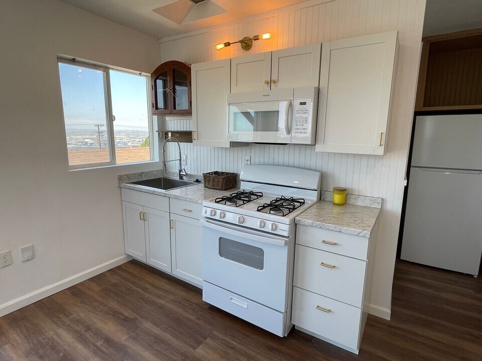 1408 Sassafras St in San Diego, CA - Building Photo