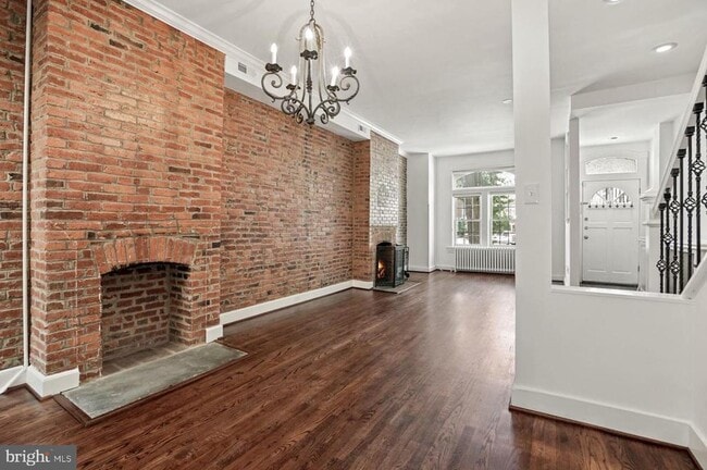 property at 1635 Marion St NW