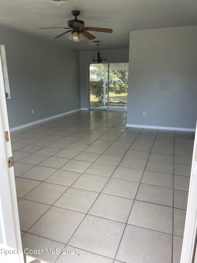 2957 Nebraska St NE in Palm Bay, FL - Building Photo - Building Photo