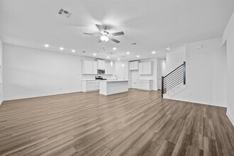 103 Adeline Rd in Hutto, TX - Building Photo - Building Photo