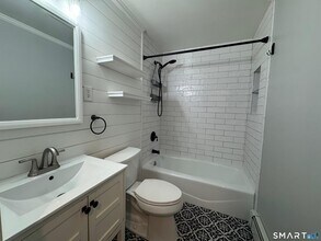 1867 Broadbridge Ave in Stratford, CT - Building Photo - Building Photo