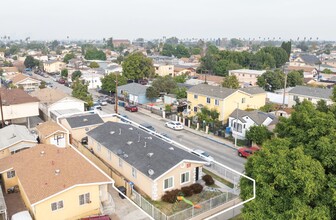 159 E 83rd St in Los Angeles, CA - Building Photo - Building Photo