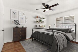 9724 Windburn Dr in Plano, TX - Building Photo