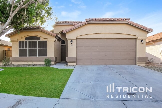property at 1805 N 127th Dr