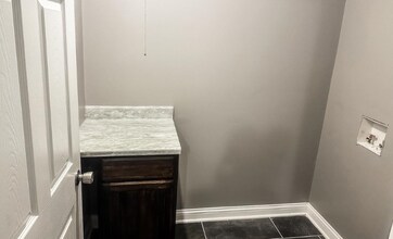 3909 Range Line Rd in Memphis, TN - Foto de edificio - Building Photo