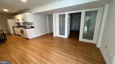 12606 Stratford Garden Dr in Silver Spring, MD - Building Photo - Building Photo