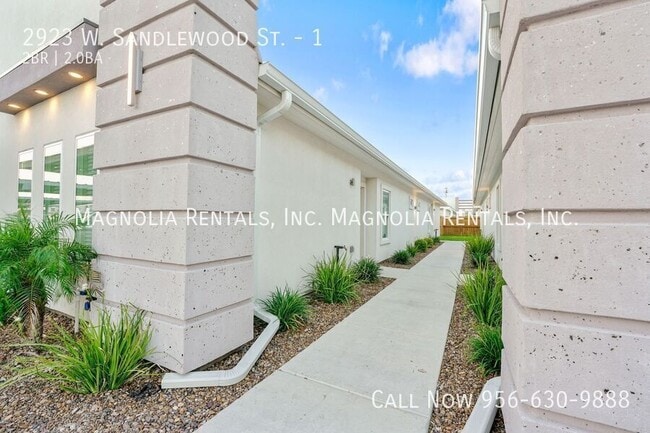 2923 W Sandlewood St in Edinburg, TX - Foto de edificio - Building Photo