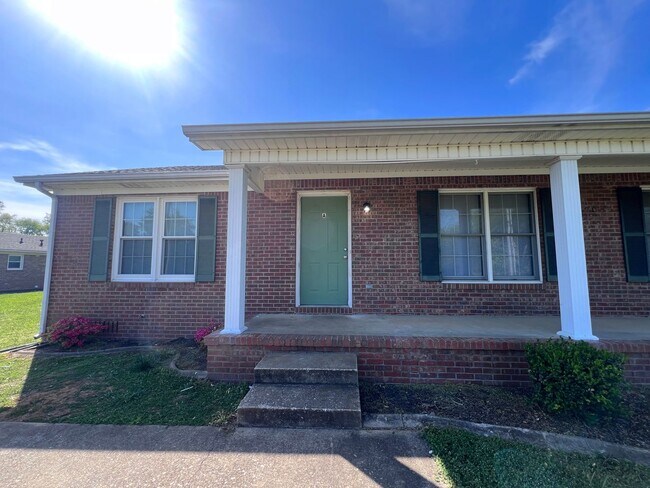 property at 2905 Raintree Dr