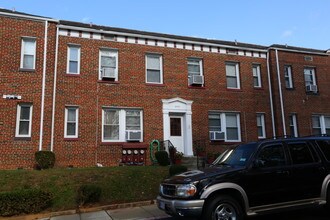 441 Manor Pl NW in Washington, DC - Foto de edificio - Building Photo