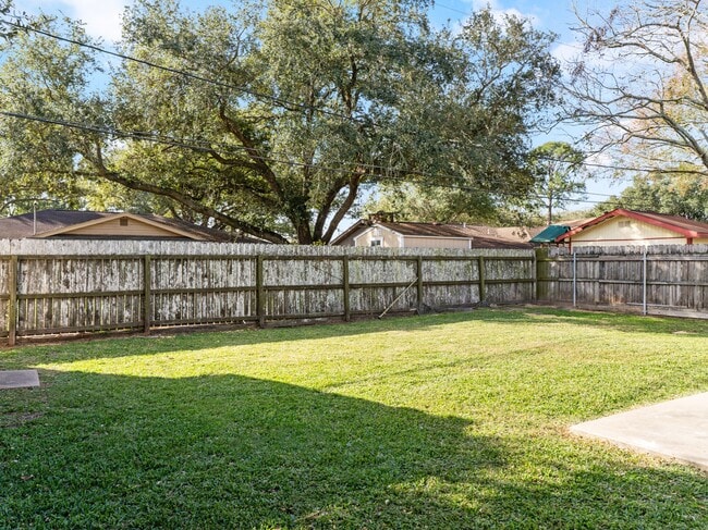 property at 2208 Gontier Dr