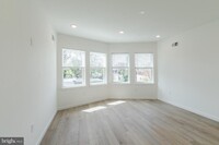 1003 W Dakota St photo'