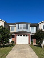 117 N Spring View Dr in Enterprise, AL - Building Photo