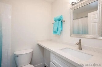 6735 Amherst St, Unit 2E in San Diego, CA - Building Photo - Building Photo