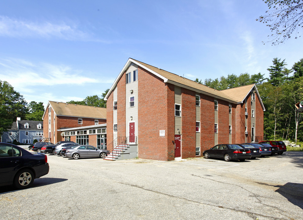 Campus Flats in Durham, NH - Building Photo