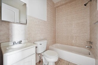 1811 N 18th St, Unit C in Philadelphia, PA - Building Photo - Building Photo