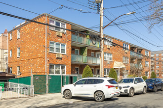 2632 E 21st St in Brooklyn, NY - Foto de edificio - Building Photo