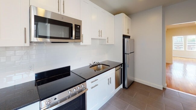 123 Sutherland Rd, Unit E3