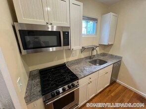 2 Otis St in Somerville, MA - Building Photo - Building Photo