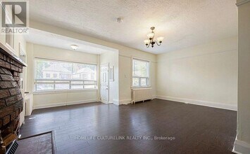 184 Livingstone Ave in Toronto, ON - Building Photo - Building Photo