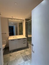 1050 Brickell Ave, Unit 2906 in Miami, FL - Building Photo - Building Photo