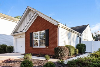 179 Silver Fox Trail in Dallas, GA - Foto de edificio - Building Photo