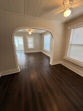 1131 Queen St N in St. Petersburg, FL - Foto de edificio - Building Photo