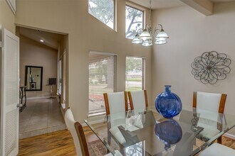 6614 Winkleman Rd in Houston, TX - Foto de edificio - Building Photo