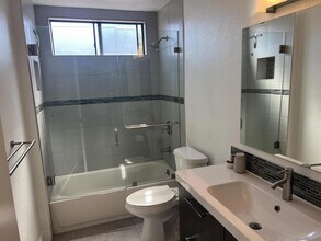 3761 Boundary St in San Diego, CA - Foto de edificio - Building Photo