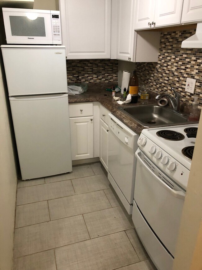 58 Trowbridge St, Unit 77-11