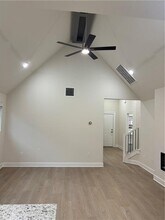 3203 SW Lovely Ln in Bentonville, AR - Building Photo - Building Photo