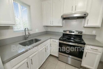 106 Avian Dr in Vallejo, CA - Building Photo - Building Photo