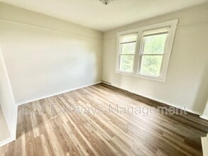 343 Ohio Ave in Clairton, PA - Building Photo - Building Photo