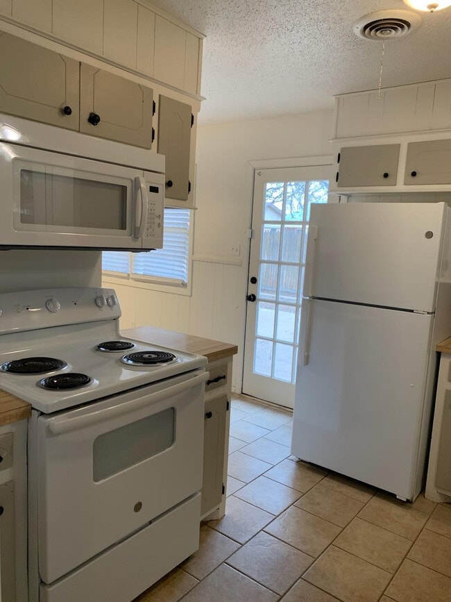 4316 58th St in Lubbock, TX - Building Photo - Building Photo