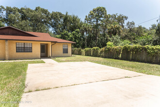 2509 Mitchell Ave in Mims, FL - Building Photo - Building Photo