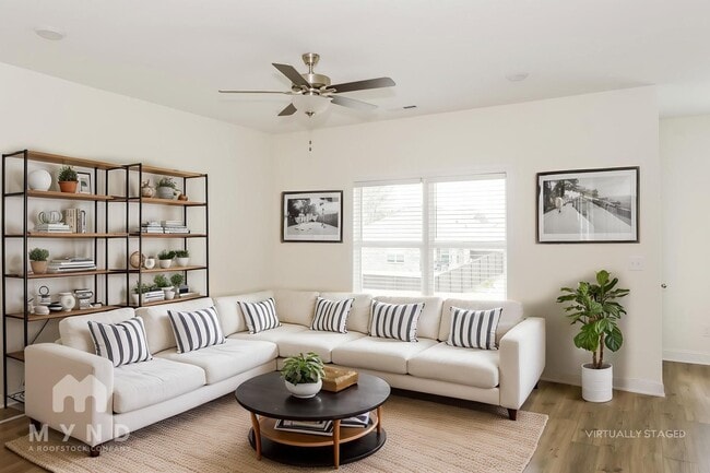 150 Rose Vly Dr, Unit Apt. B in New Market, AL - Foto de edificio - Building Photo