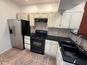 940 N 12th St in Reading, PA - Building Photo - Building Photo