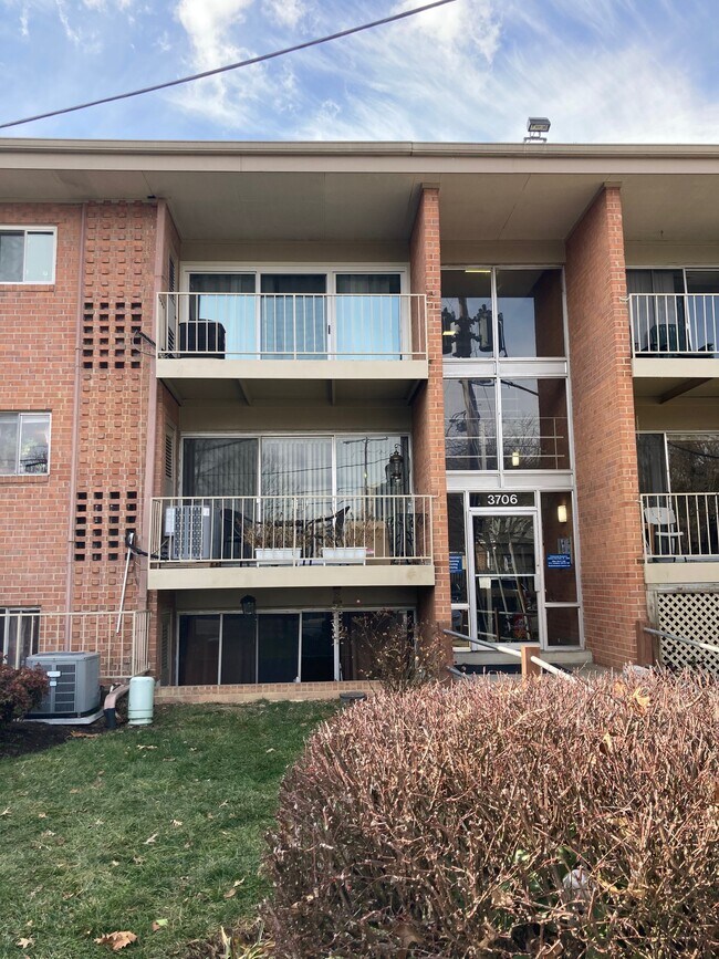 3706 N Rosser St Rentals in Alexandria, VA